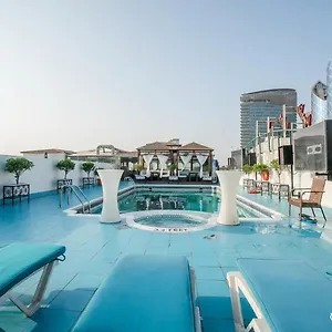 زيارة الفندق